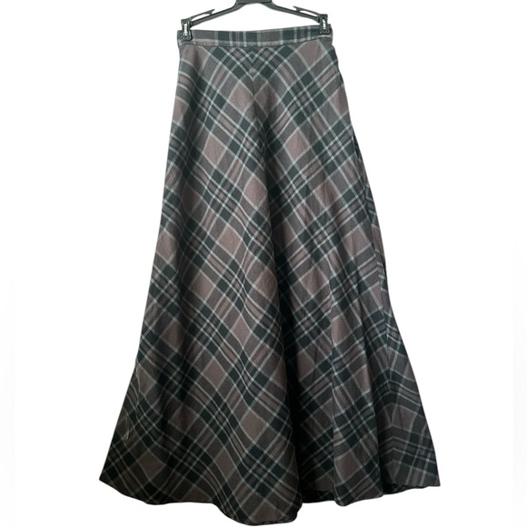 Zara Dresses & Skirts - ZARA Checkered Long Skater Medium Skirt BNWT